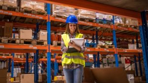 Entenda como a logística integrada com armazenamento próprio pode gerar mais controle, agilidade e vantagem competitiva para sua operação.